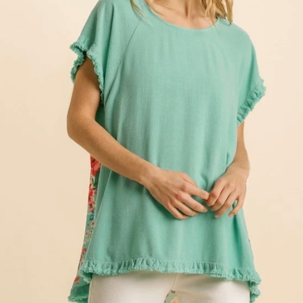 Umgee Linen blend mixed media oversized top small